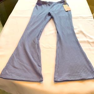 💜NWT- lavender ribbed boot cut pants💜